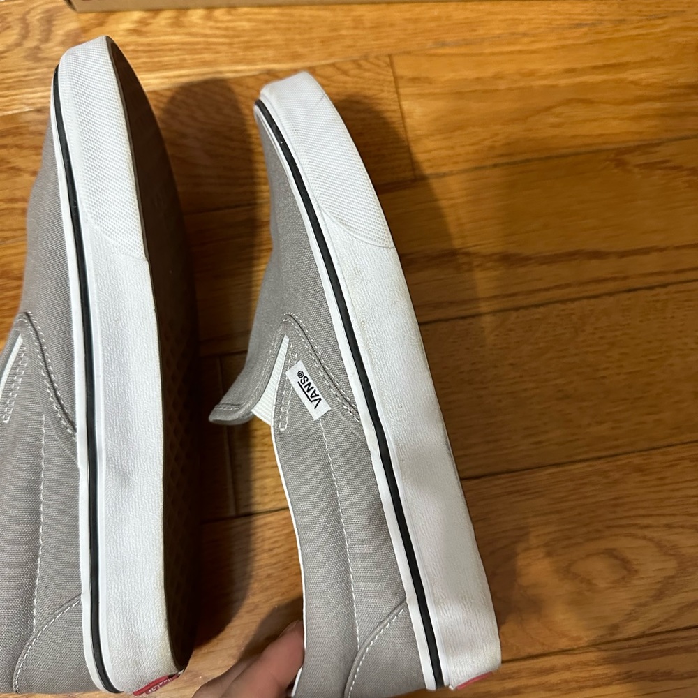 Women’s Gray Slip On Vans Size 7.5 - Picture 11 of 15